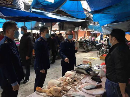福建市場監(jiān)管人全力履職，筑牢食用農(nóng)產(chǎn)品批發(fā)領(lǐng)域抗疫防線